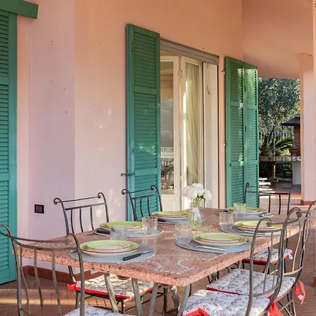 Βίλα H11 Conchiglia Piscina - Garage *