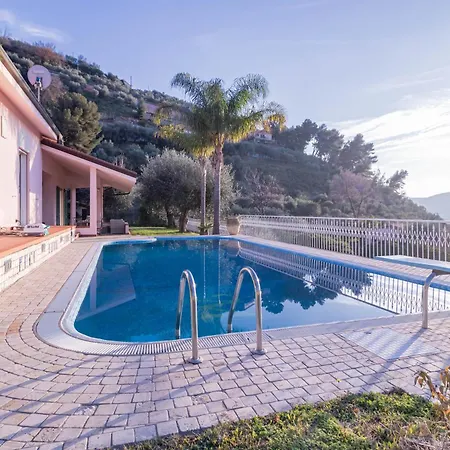 Βίλα H11 Conchiglia Piscina - Garage
