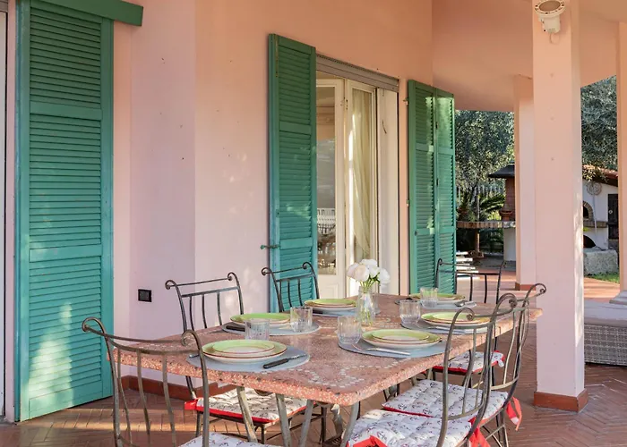 فيلة H11 Conchiglia Piscina - Garage *