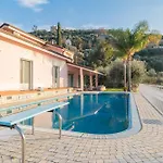 H11 Conchiglia Piscina - Garage Castellaro (Liguria)
